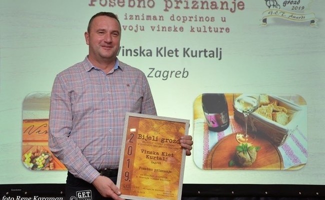 Bijeli grozd - nagrađena Plešivicva
