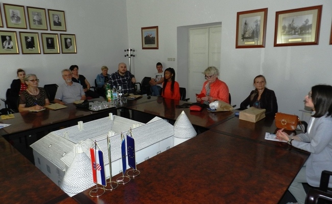 Turistički vodiči iz Jastrebarskog i Črnomlja obišli turističku turu kulTura