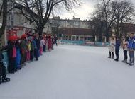 Počela škola klizanja i škola hokeja  za osnovnoškolce